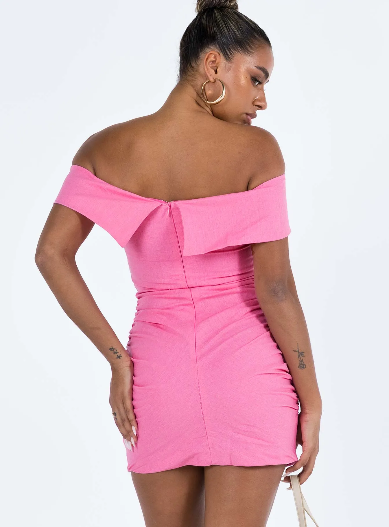 Formal Aura Travel Vibe Marcia Mini Dress Pink