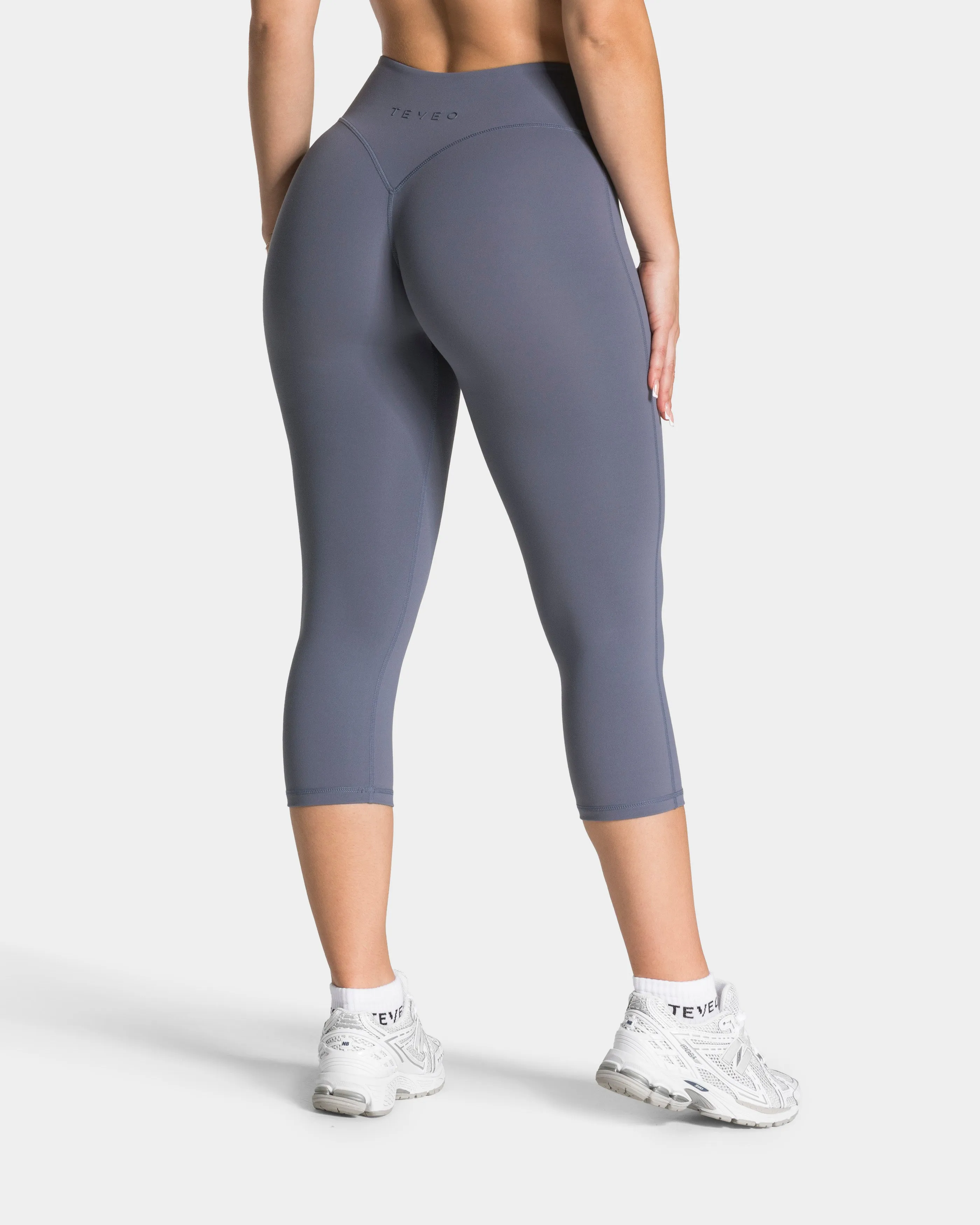 Allrounder Capri Leggings "Titan" Elastic hemline core strength