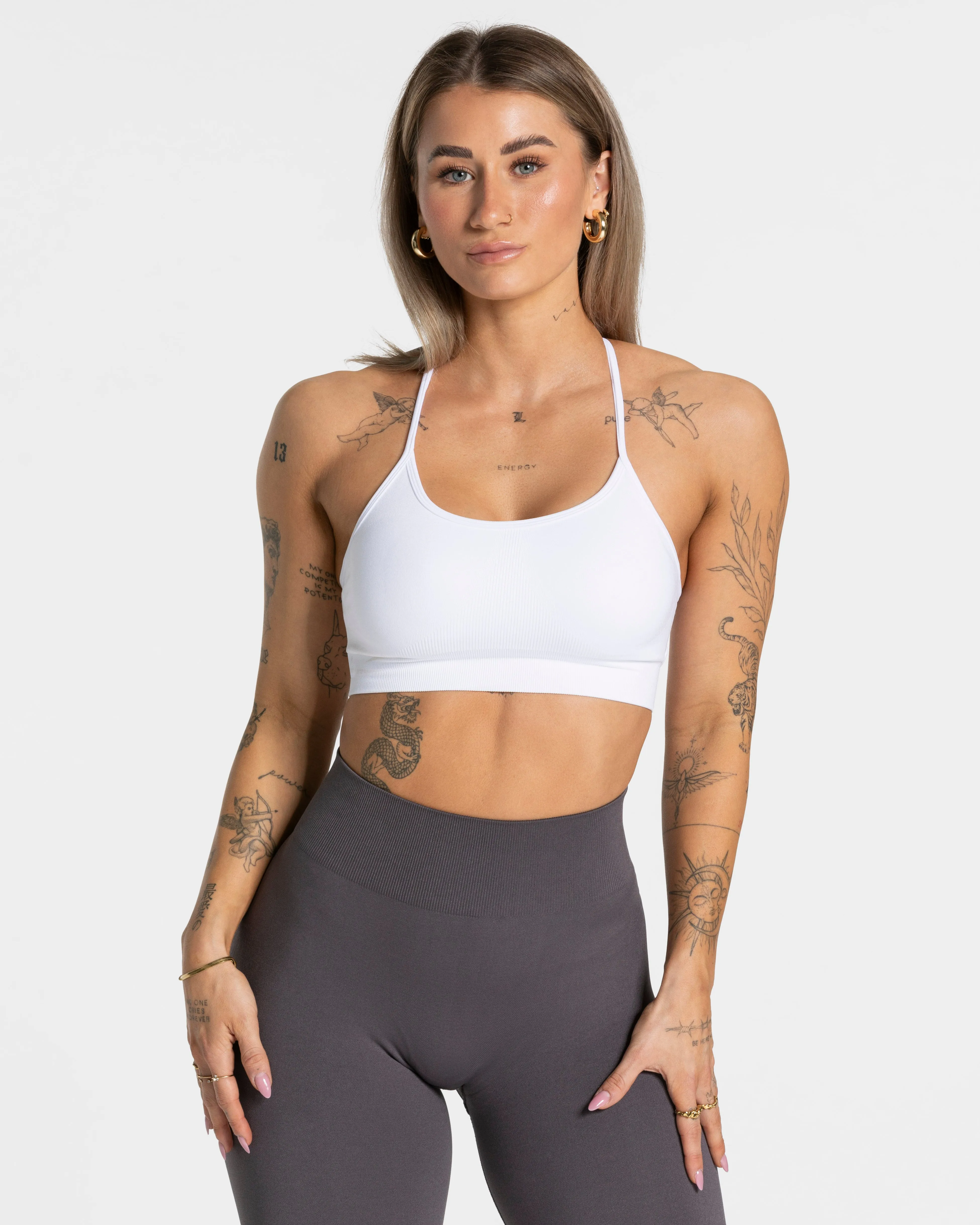 Elevate Bh "Wei?" Seamless Design Zigzag stitching