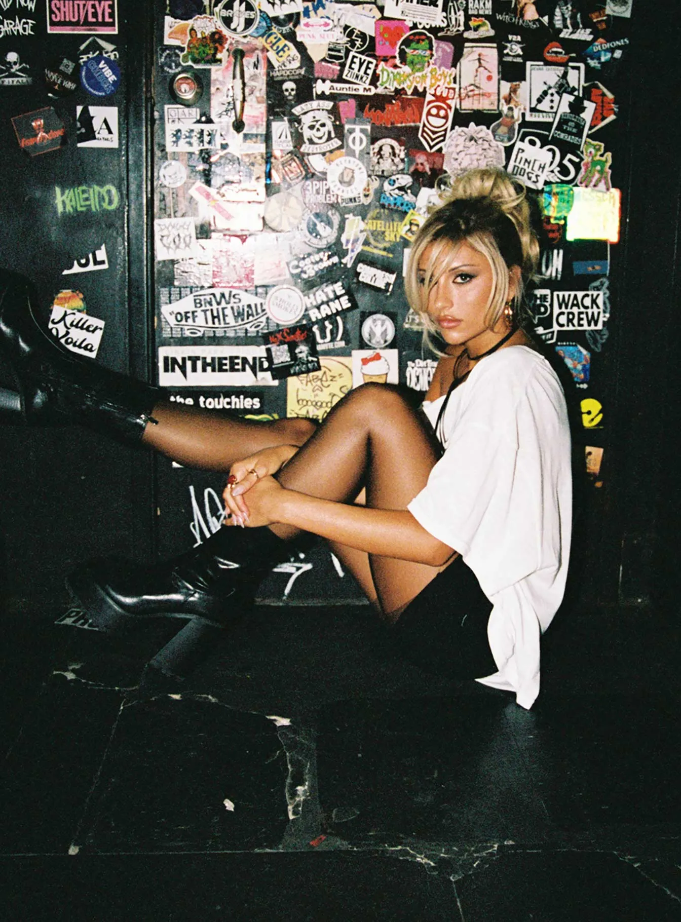 Round neck simplicity Kippa Off The Shoulder Tee White