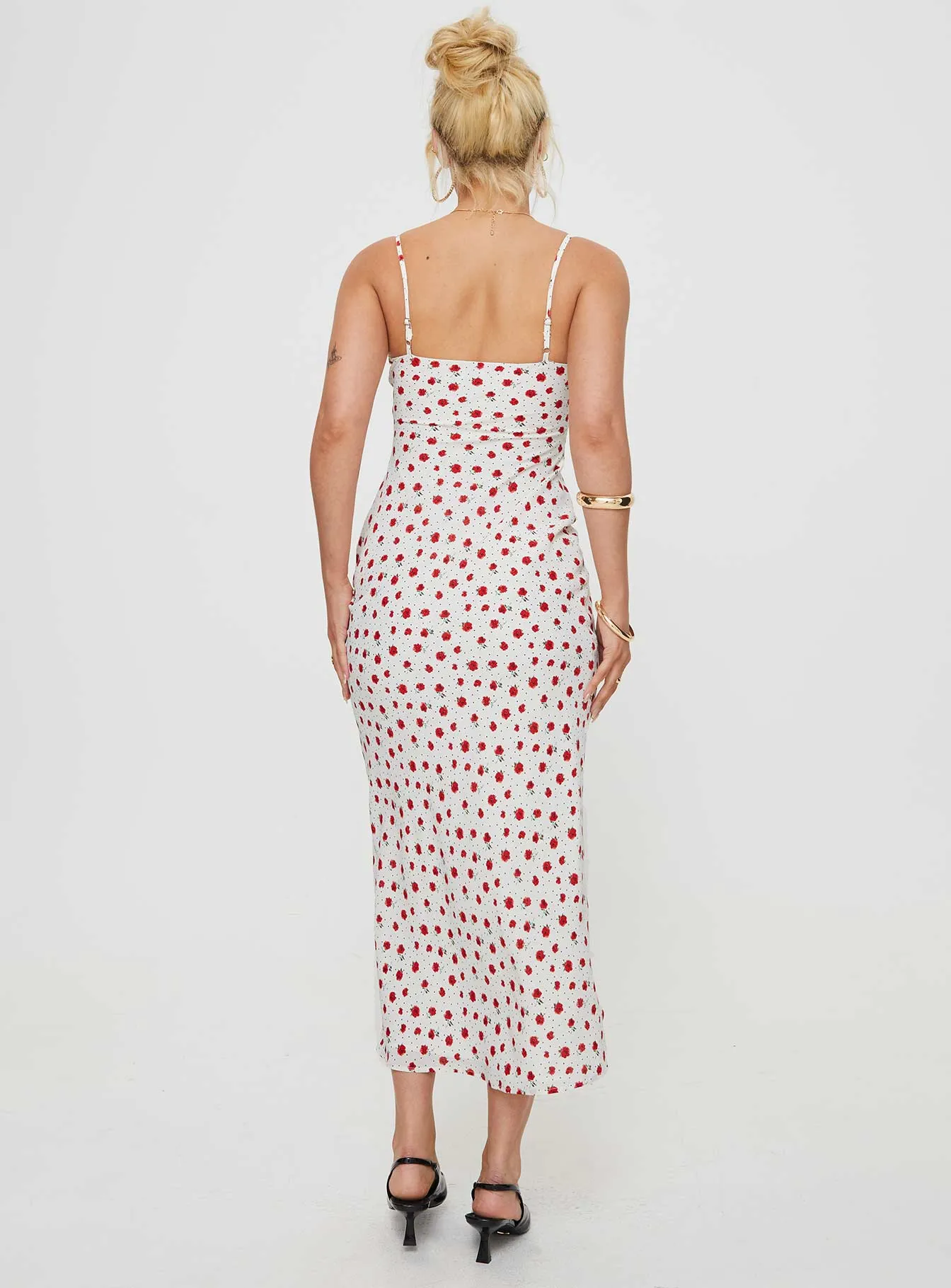 Caldwell Maxi Dress White / Red Easy Pairing Chilly Weather Layer