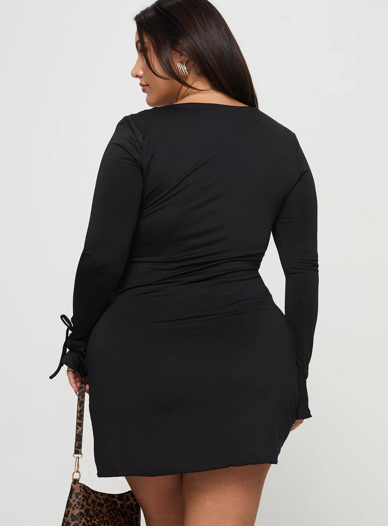 Romantic Soft Shape Retention Dalzine Long Sleeve Mini Dress Black Curve