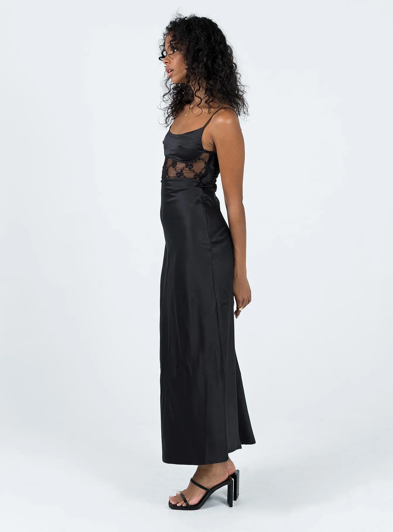 Clean Outfit Maybelle Maxi Dress Black