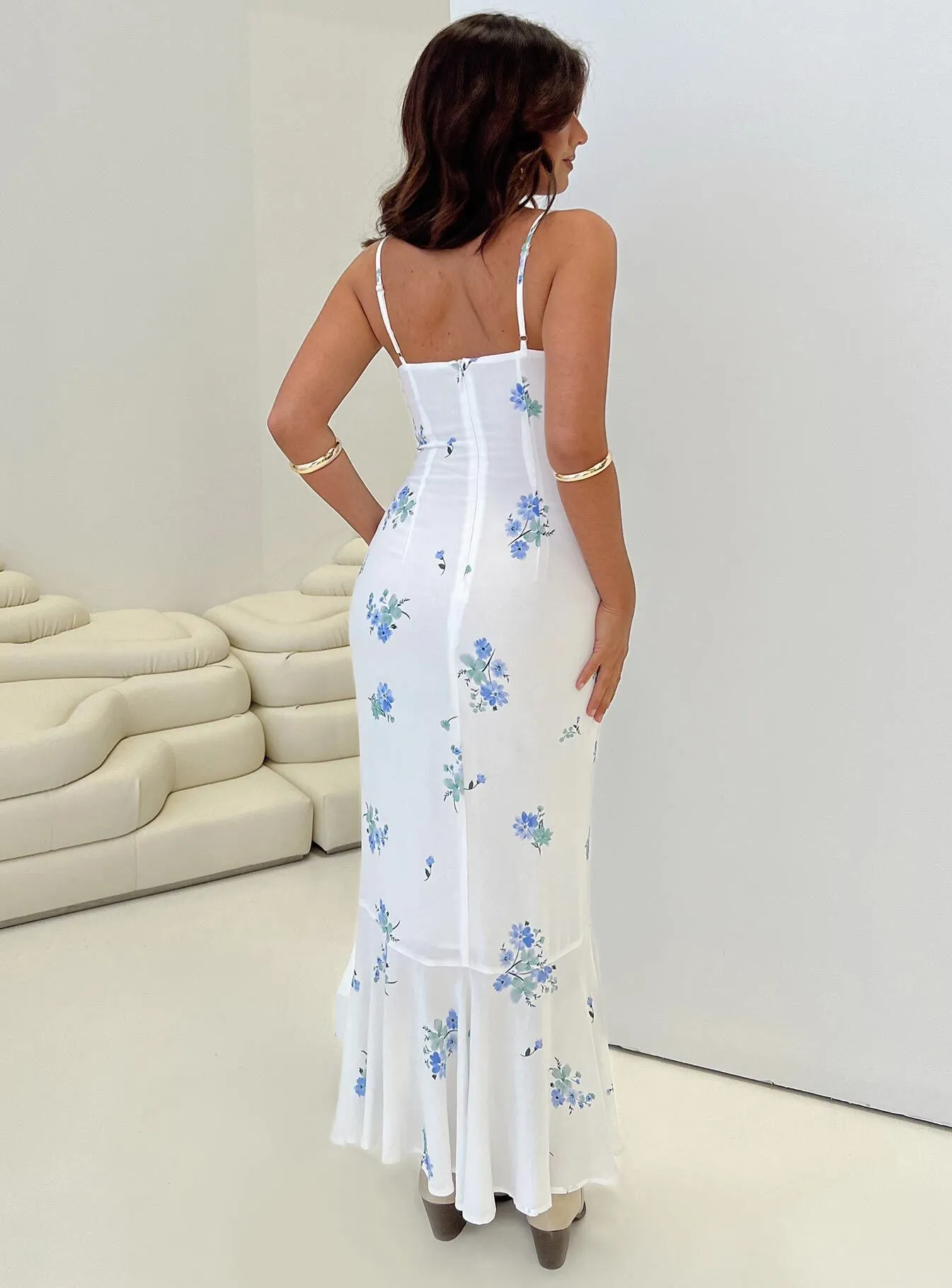 Sing Along Maxi Dress White / Blue Petite Airy Drape