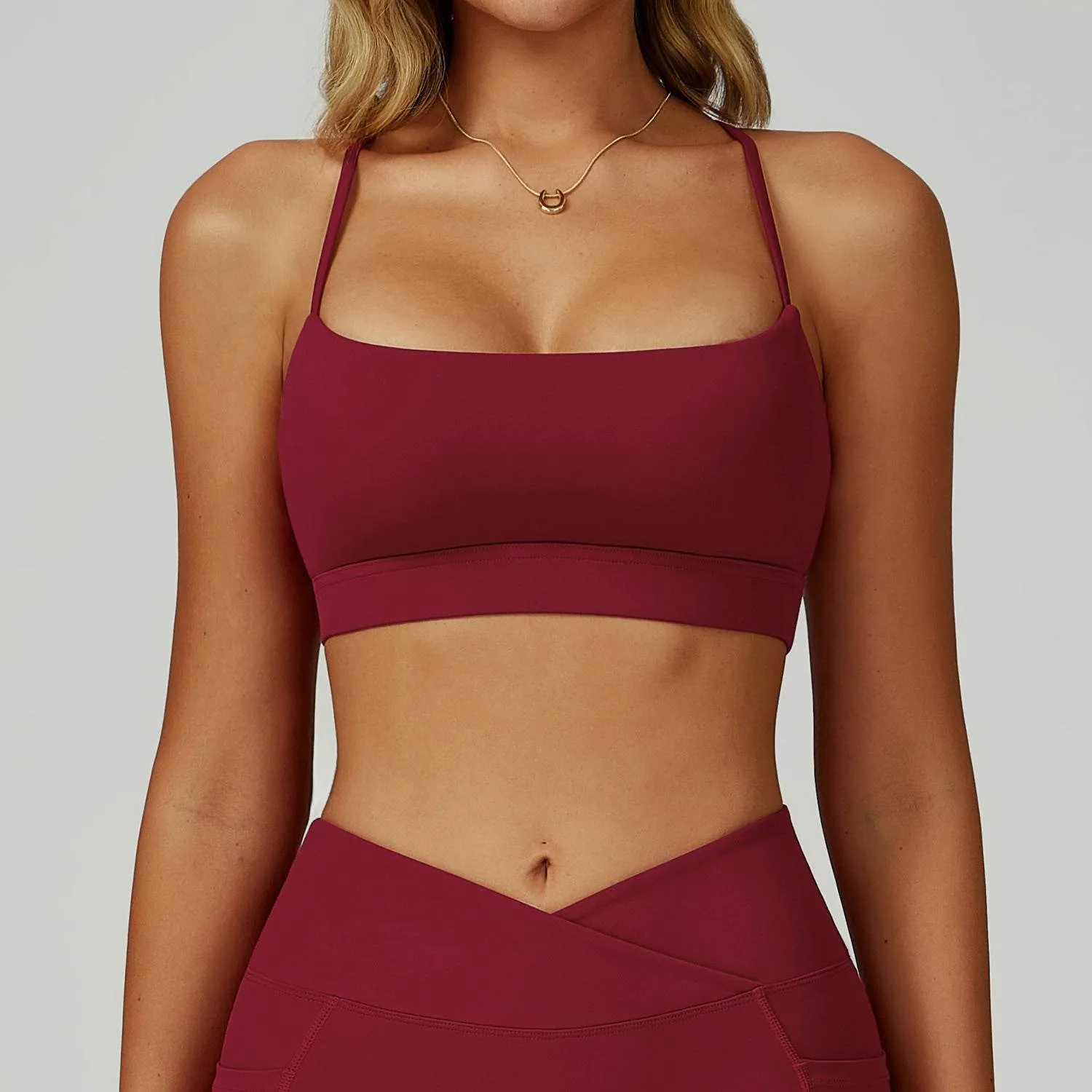 Winter Fashion Cross Back Yoga Bra with Removable Chest Pad