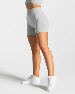 Fast Absorption Textile Statement Scrunch Shorts "Hellgrau"