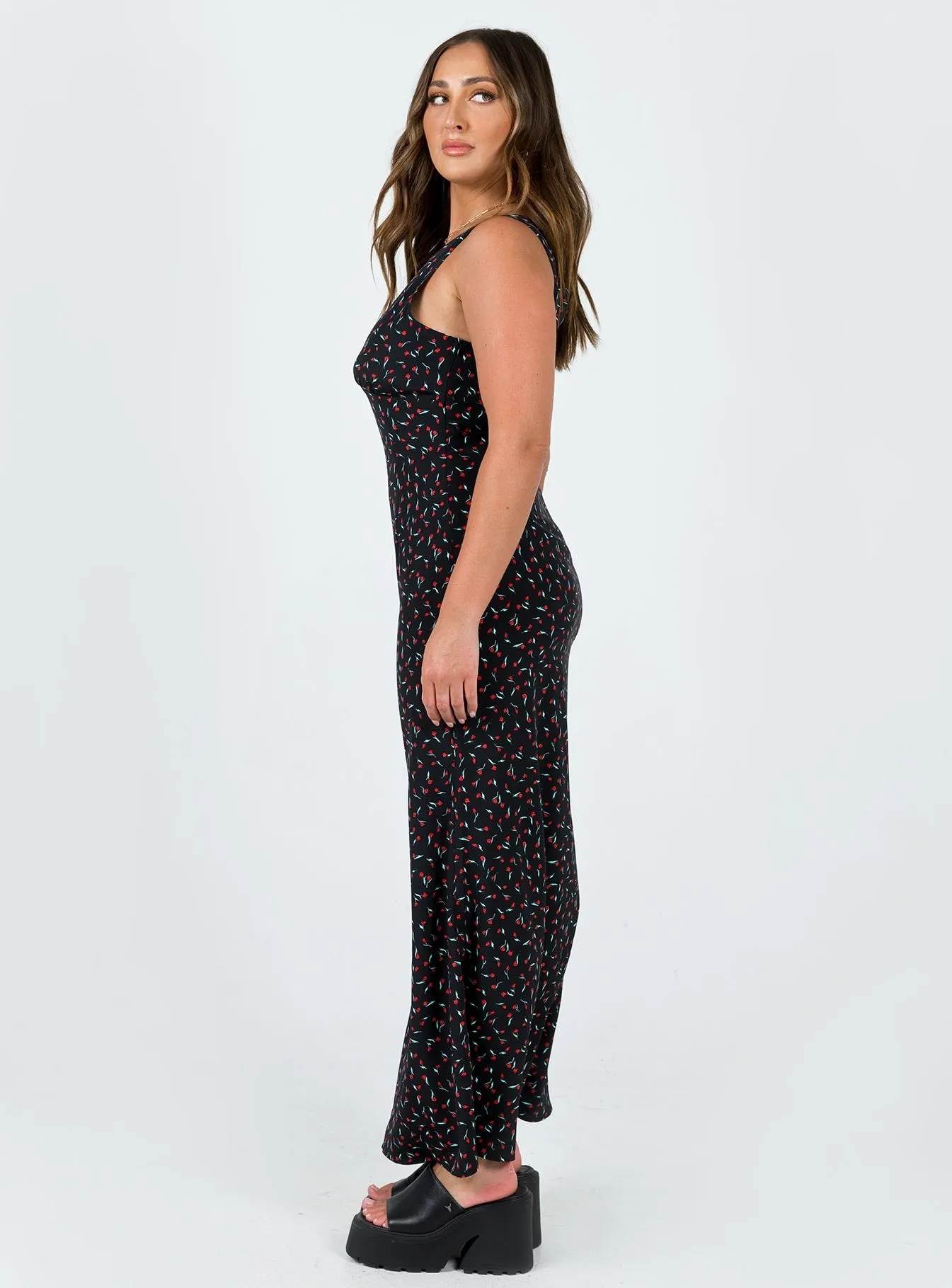 Skin-friendly Whimsical Mood Garrick Maxi Dress Black / Red
