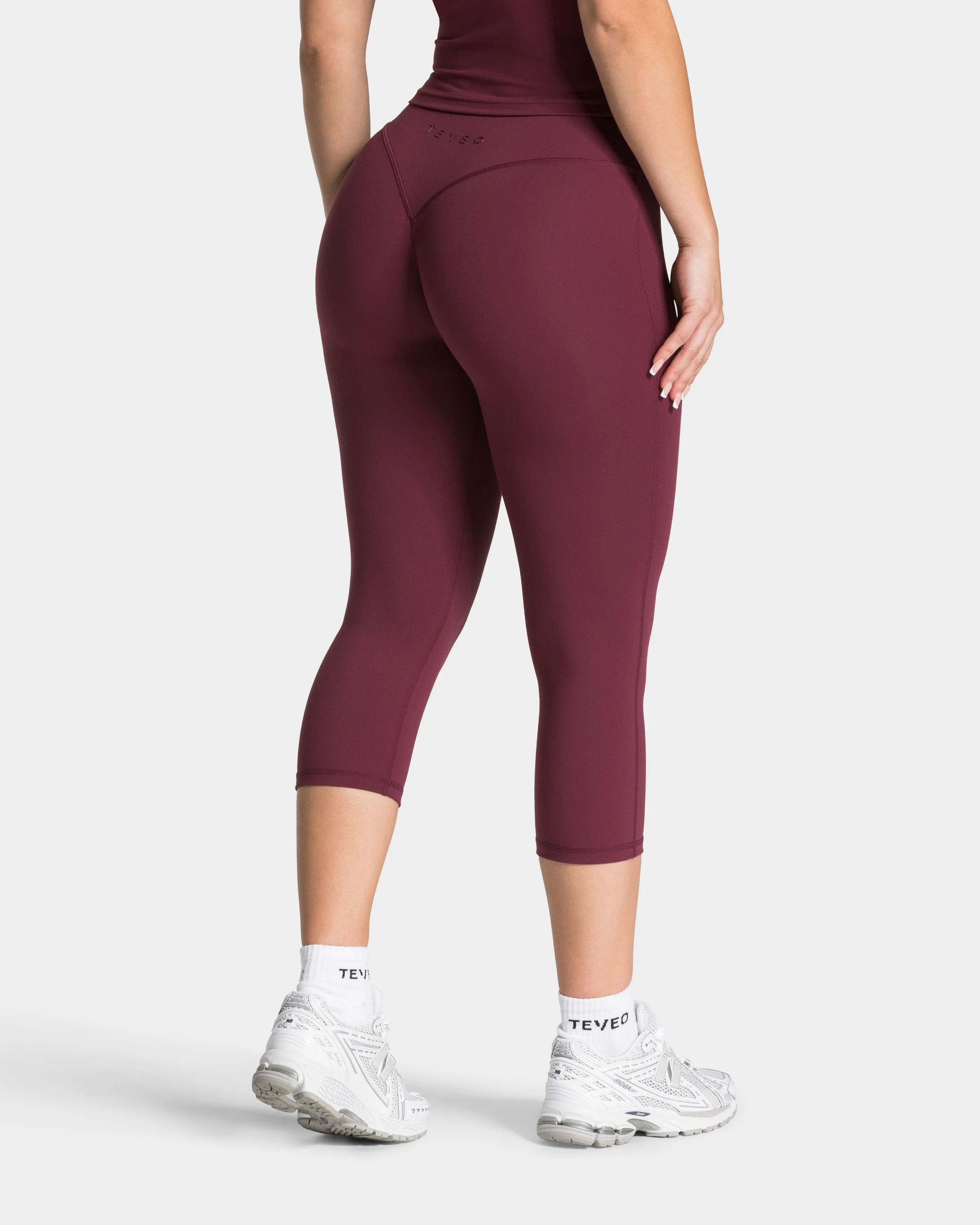 Allrounder Capri Leggings "Pflaume" Non Restrictive Active Lifestyle Hiking Trail