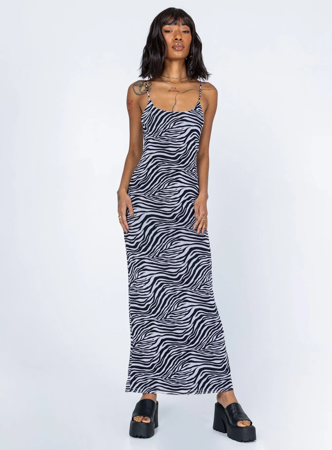Knox Maxi Dress Zebra Soft Stitch Refined Mood