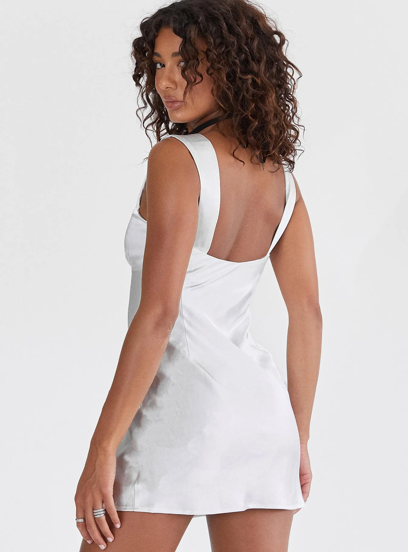 Tracie Mini Dress White Sleek Motion Brunch Glow