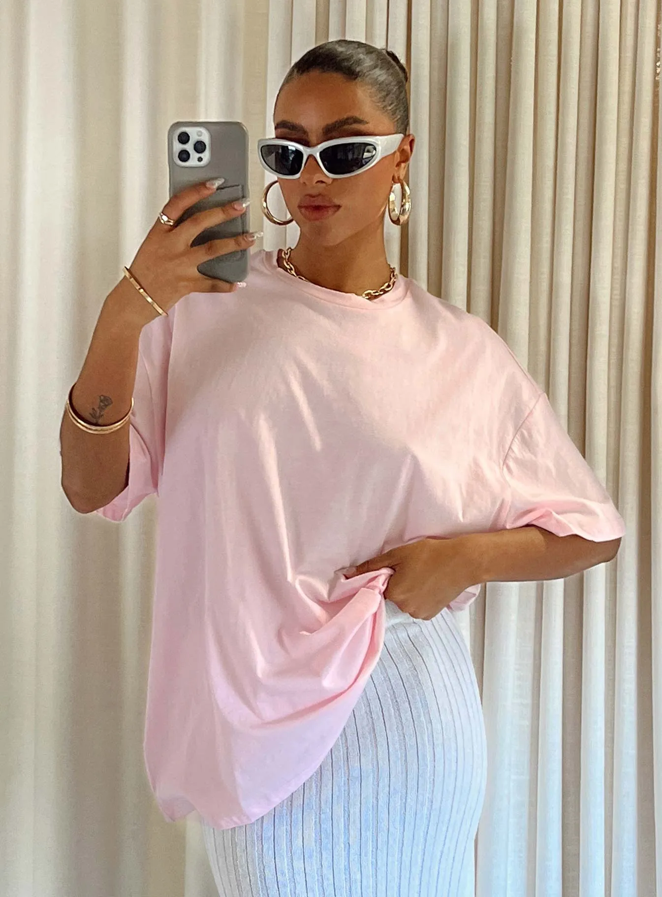 Flower Market Oversized Tee Pink Perfect for Layering