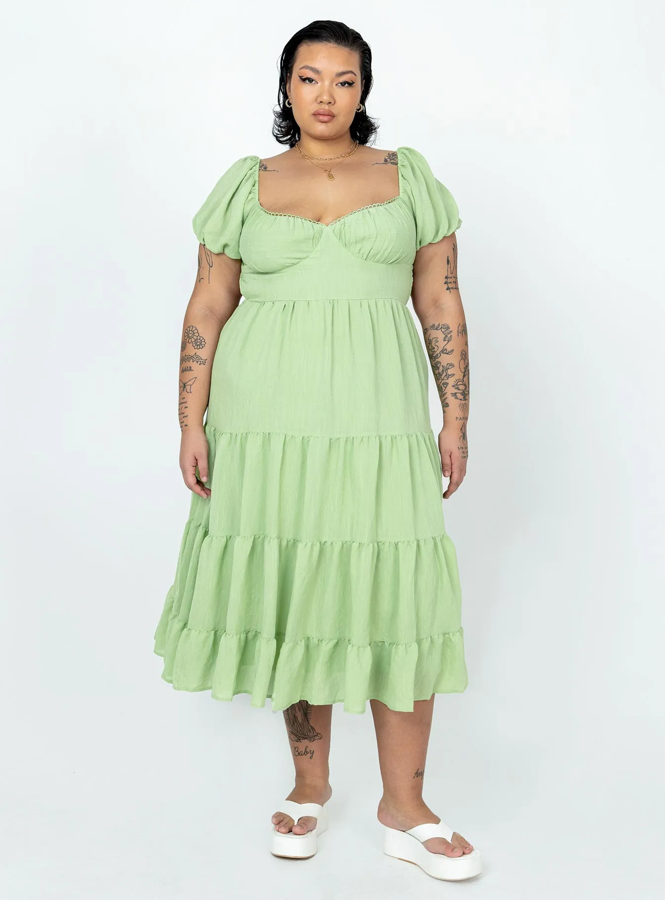 Elegance Glow Danny Midi Dress Green Curve
