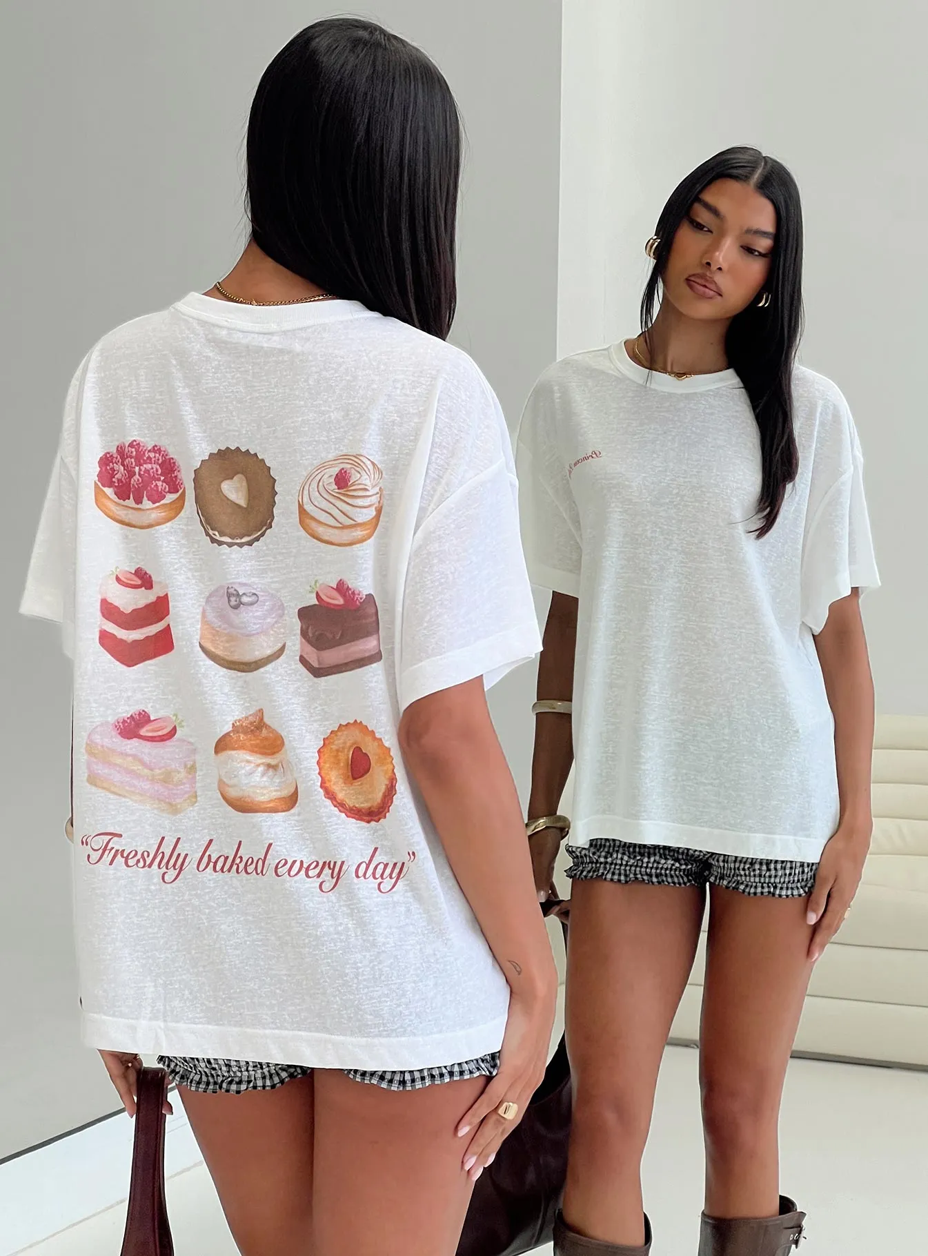 Bakery Caked Oversized Tee Cream Fashionable Layer Hypoallergenic Fibers