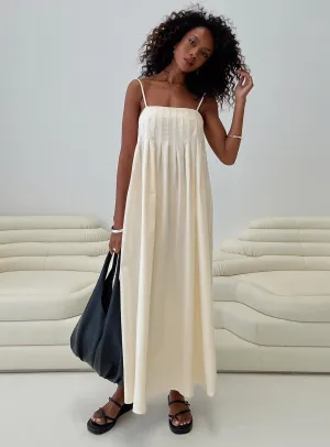 Dreamy Flow Frankye Maxi Dress Cream
