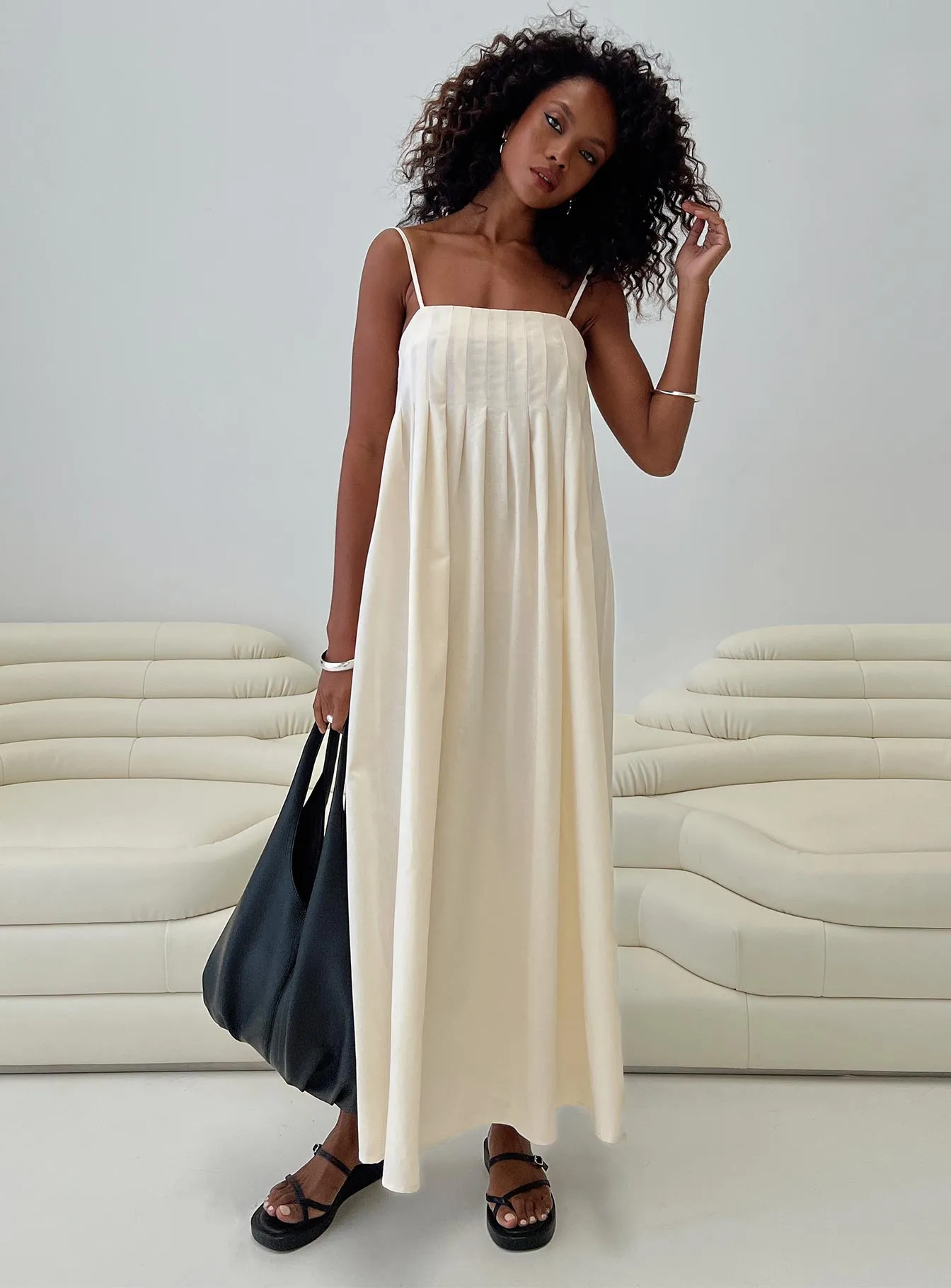 Dreamy Flow Frankye Maxi Dress Cream