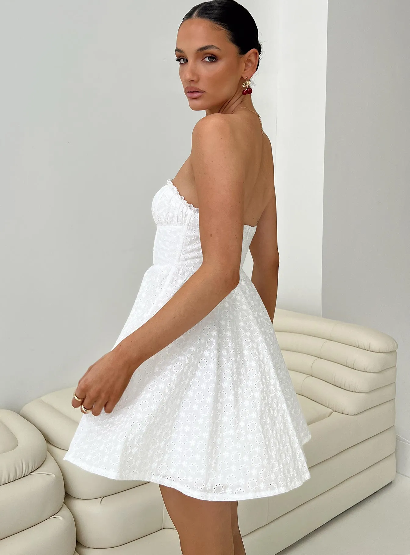 Nataria Strapless Mini Dress White Versatile Layering