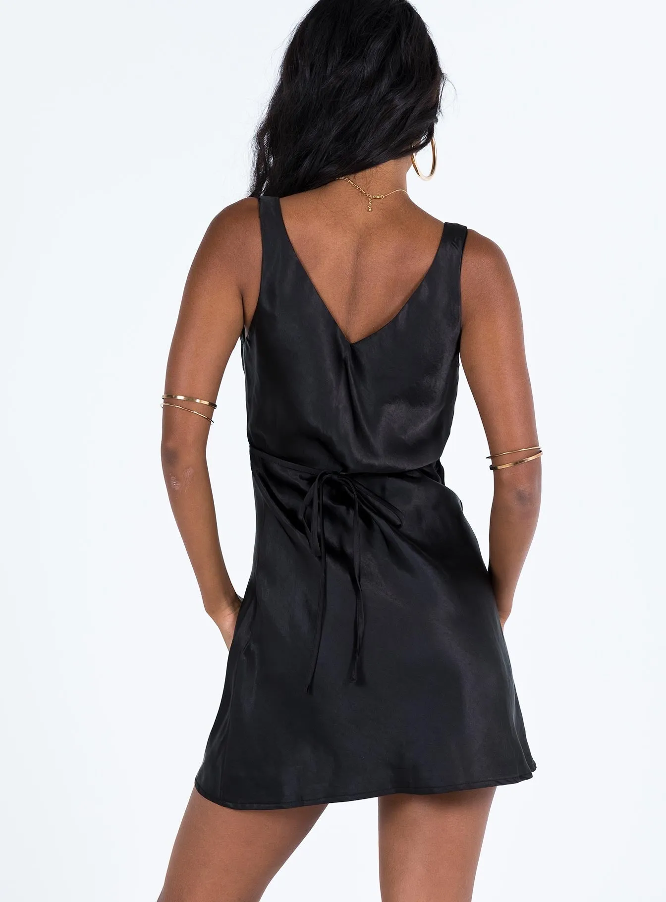 Daily Style Fresh Form Norma Mini Dress Black