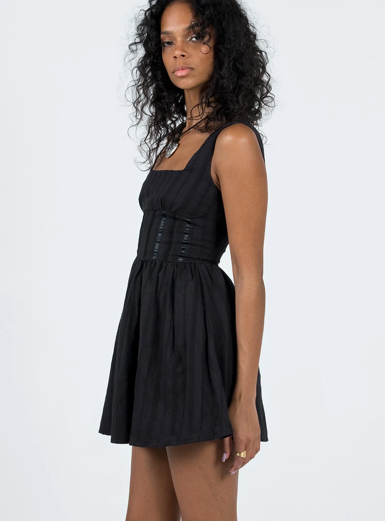 Lorinda Mini Dress Black Trendy Waist Mixed Fabric