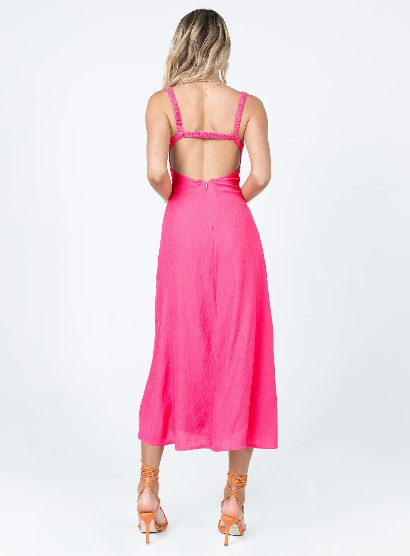 Summer Outfit Balanced Shape Georgia Midi Dress Pink