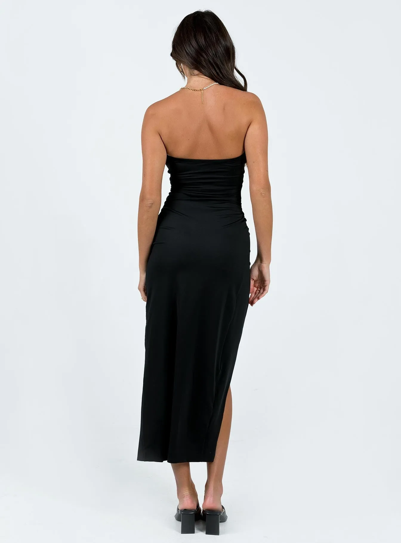 Minimal Details Beason Maxi Dress Black