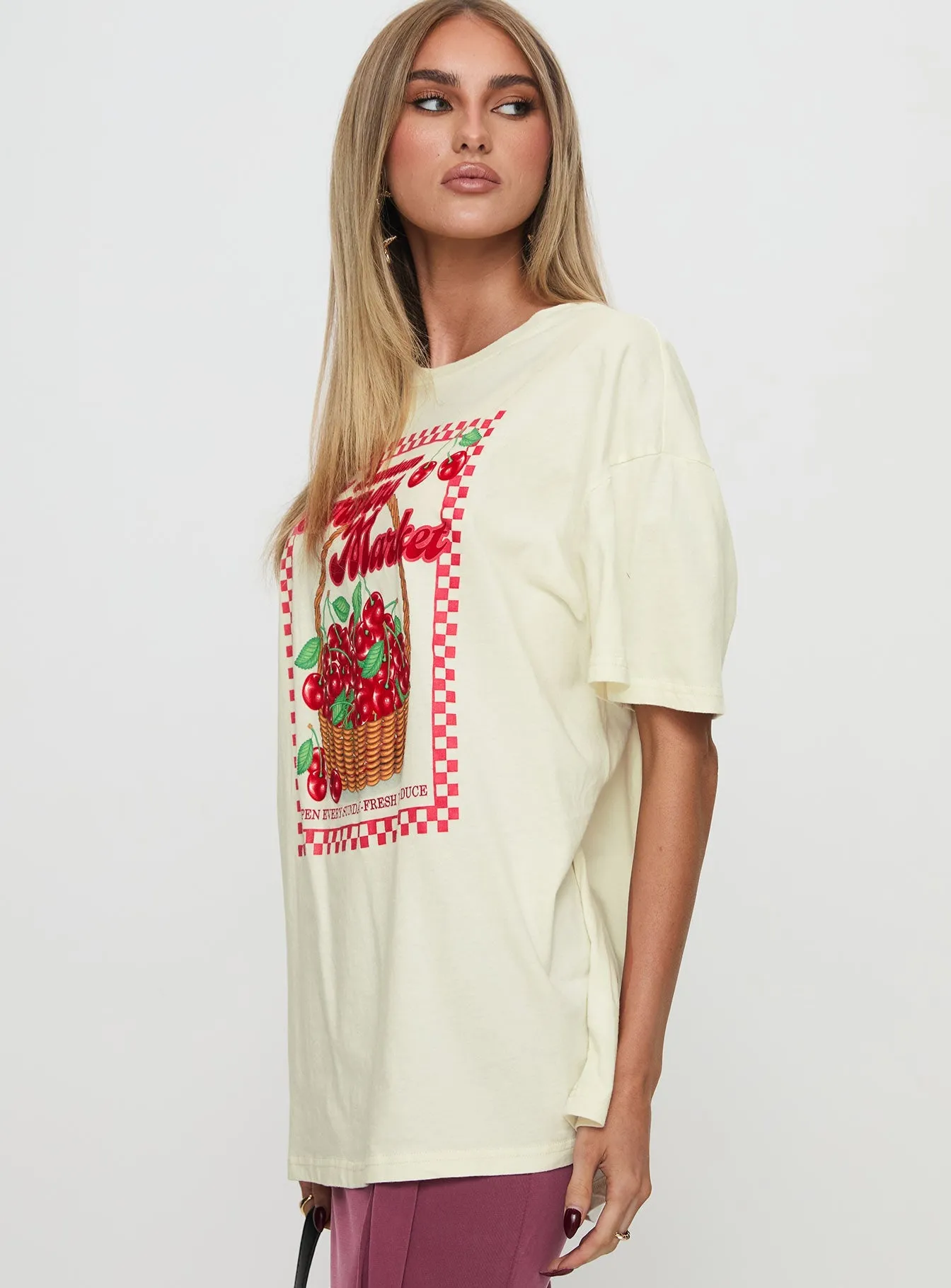 Downtown Markets Top White ComfortOptimizedConstruction Travel Style Trend