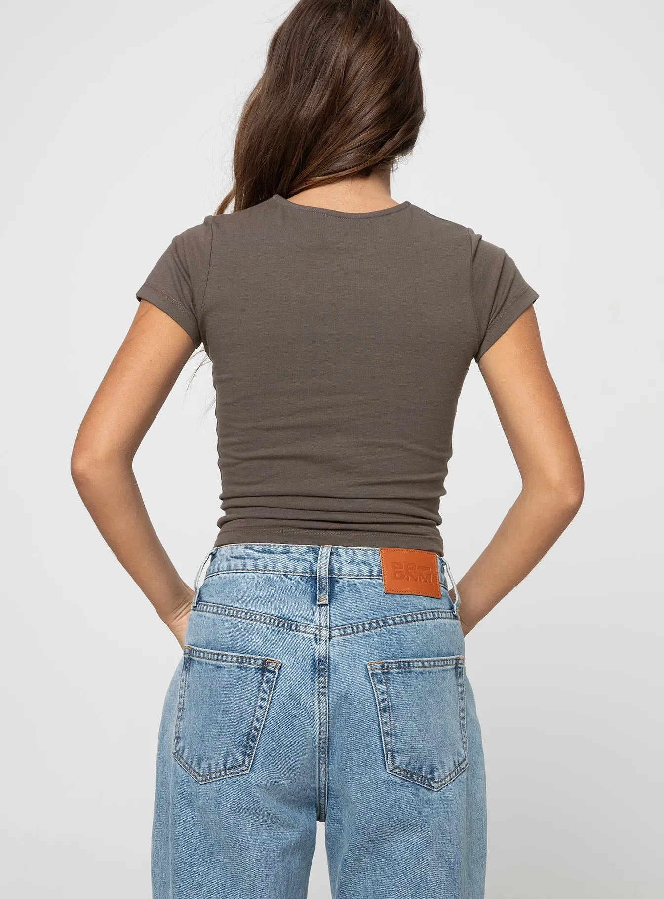 Stretchable Fabric Scoop neck Destination California Tee Charcoal