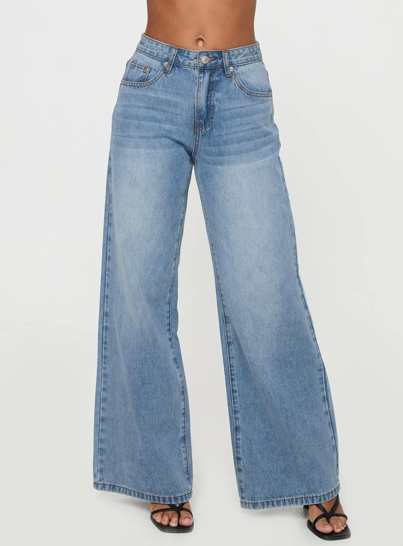 Soul Ease WrinkleFreeTexture Colemane Mid Rise Flared Jeans Angel Blue