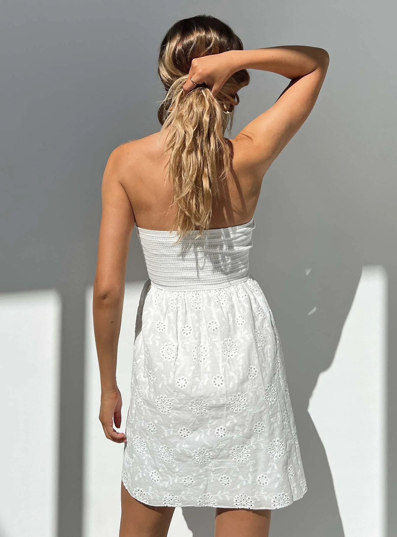 Issell Mini Dress White Subtle Elegance