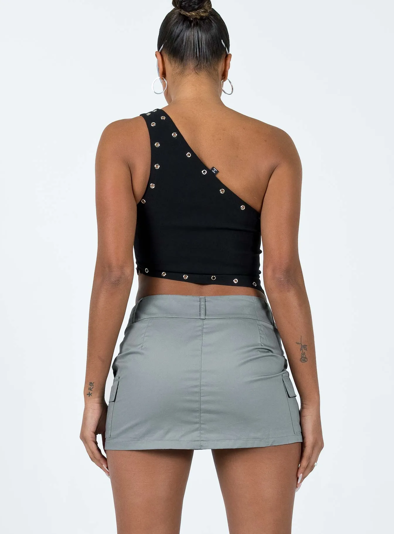Erasable Crease Modern Outfit Jameson Mini Skirt Grey