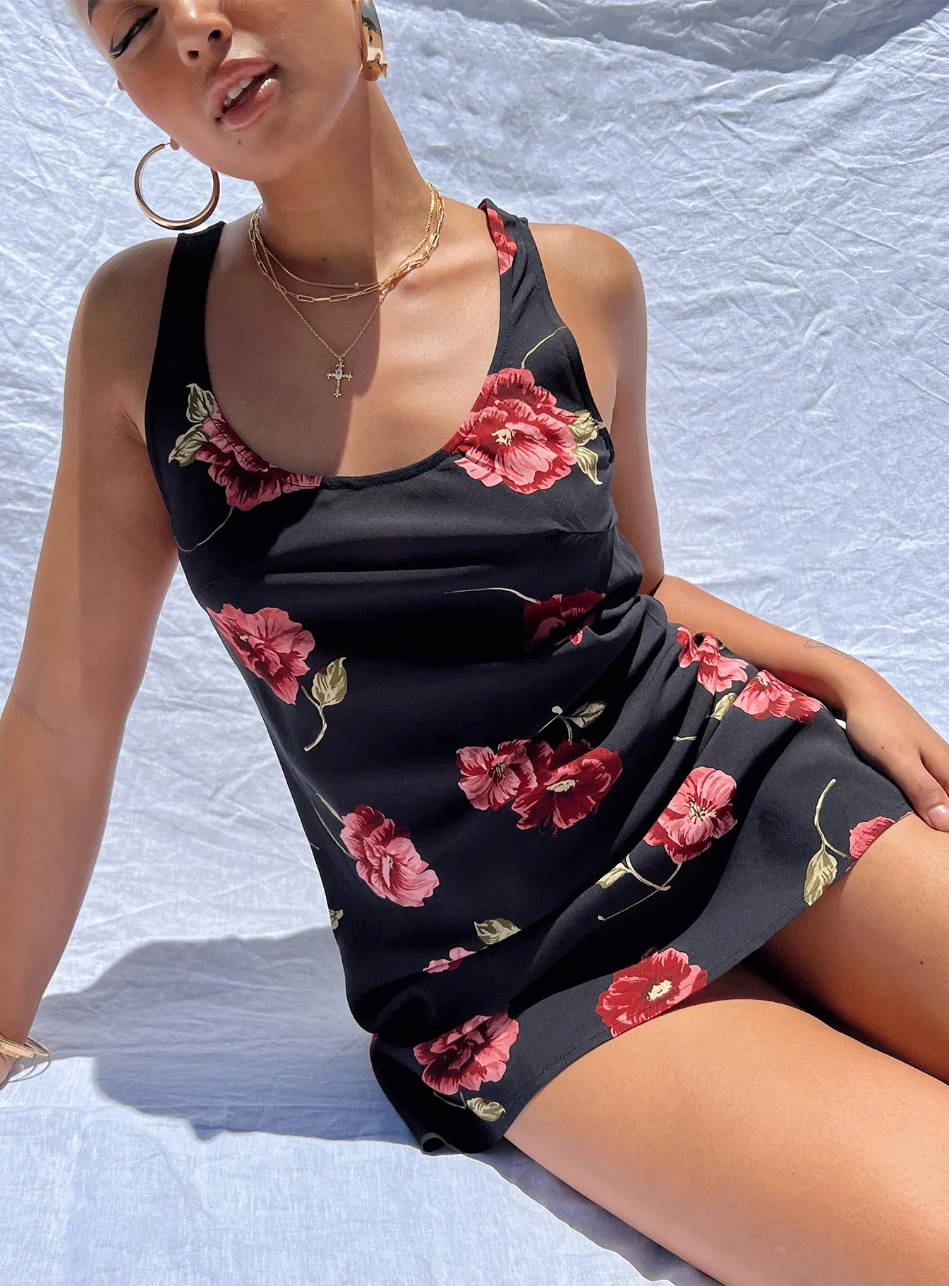 Shelli Vintage Floral Mini Dress Black / Multi Elegant Fit Shore Time