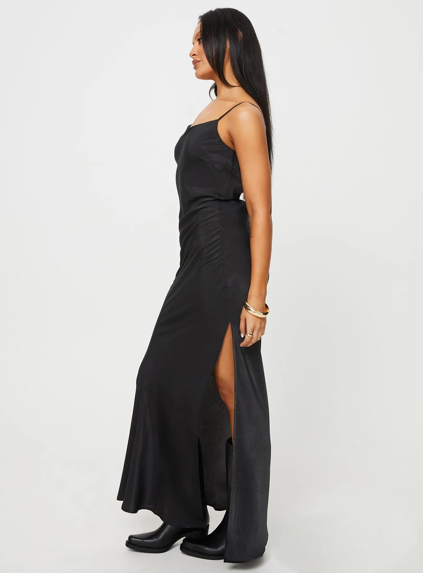 Breathable Comfort Wear Damelio Low Back Maxi Dress Black
