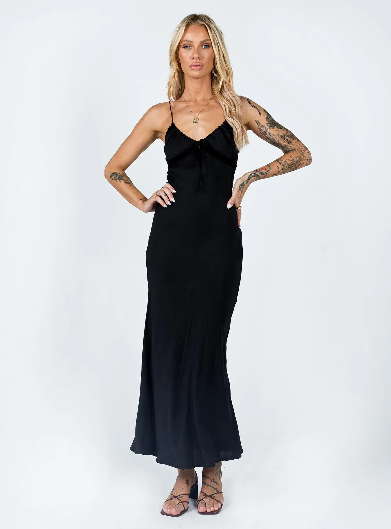 Emily Maxi Dress Black Sleek Comfort