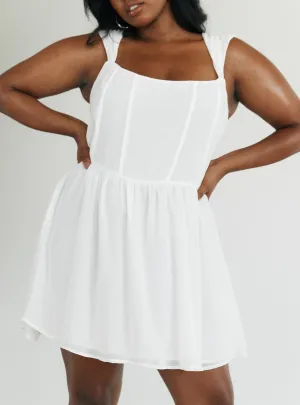 Kameliah Mini Dress White Curve Relax Line
