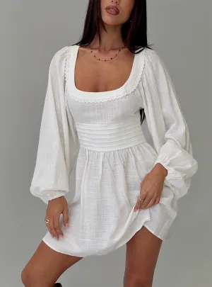 Weyes Long Sleeve Mini Dress White Comfy Layers