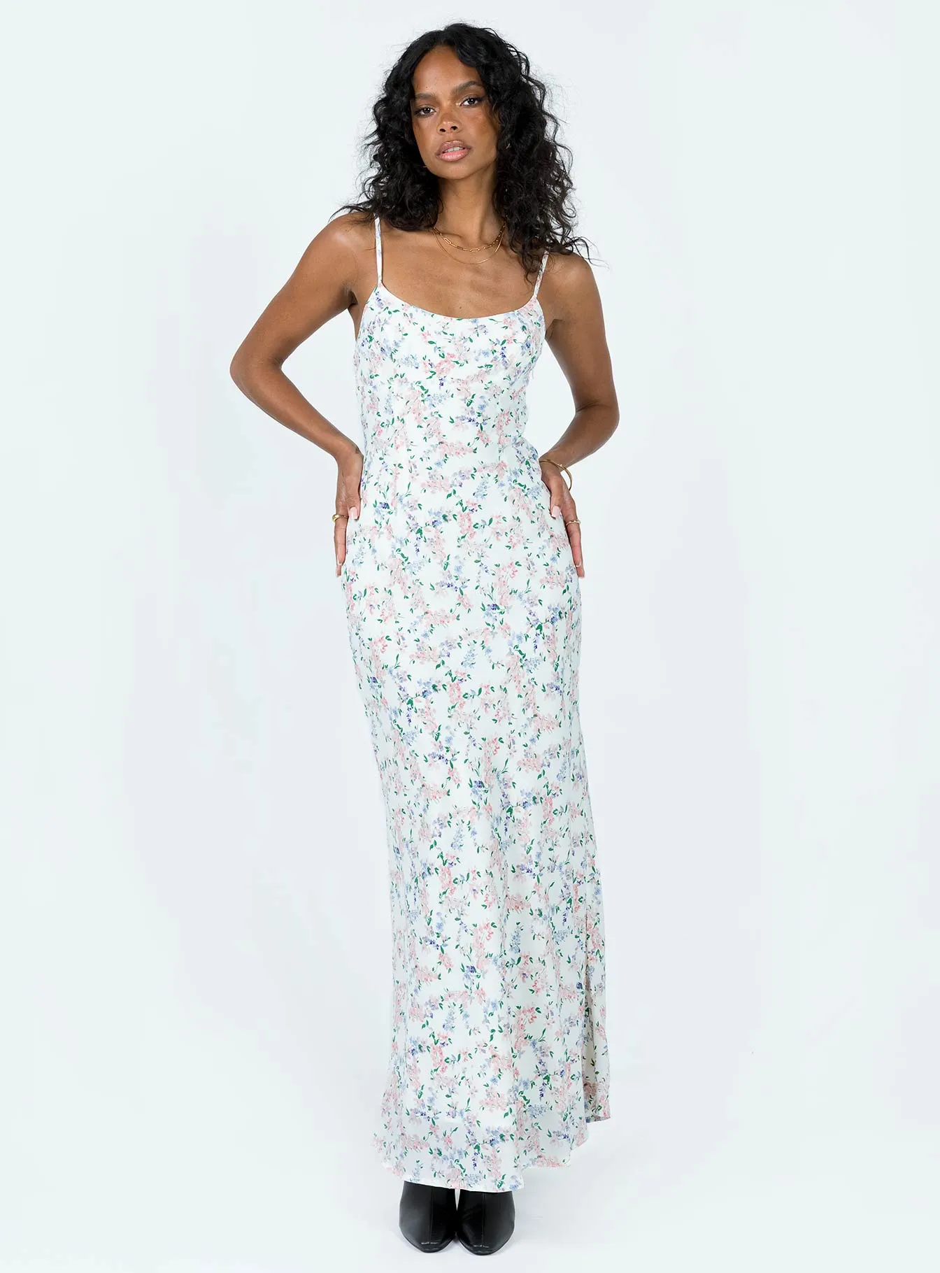 Fairholm Maxi Dress White / Floral Balanced Look