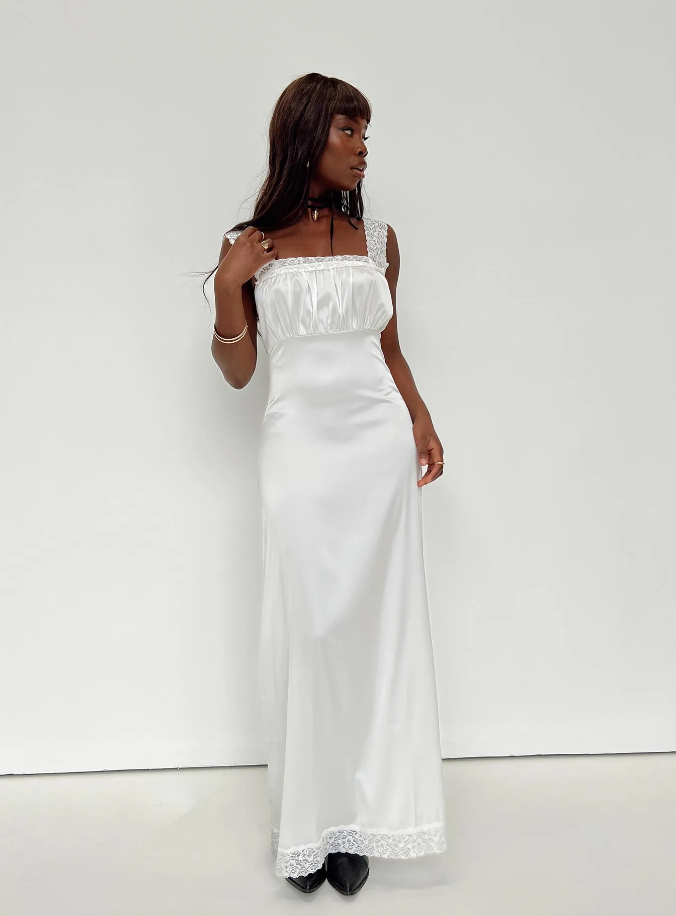 Ballerina Vintage Maxi Dress Porcelain Classic Fit Chic Waist