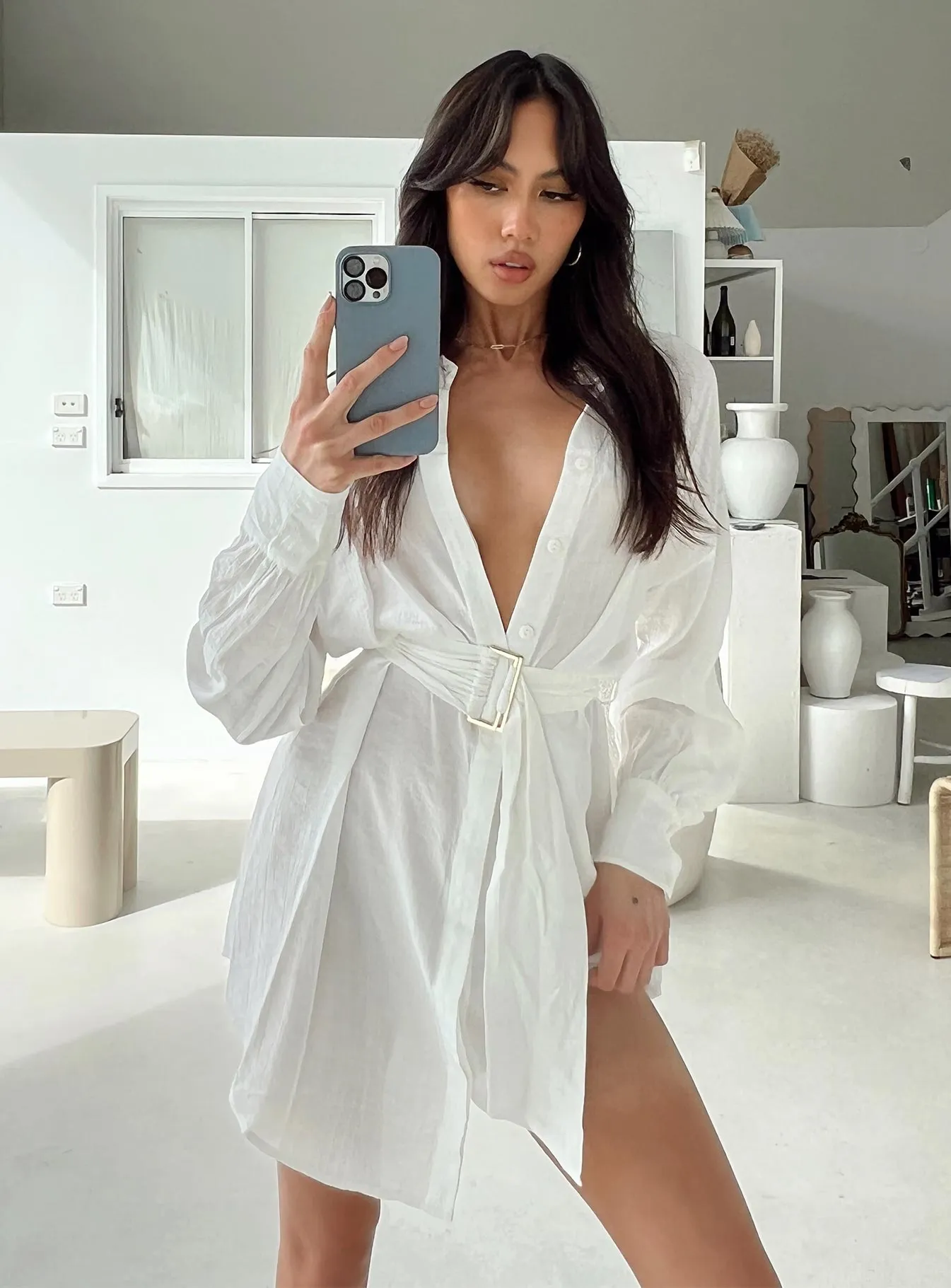 Bilari Textured Fabric Shirt Dress White Summer Friendly elegant design