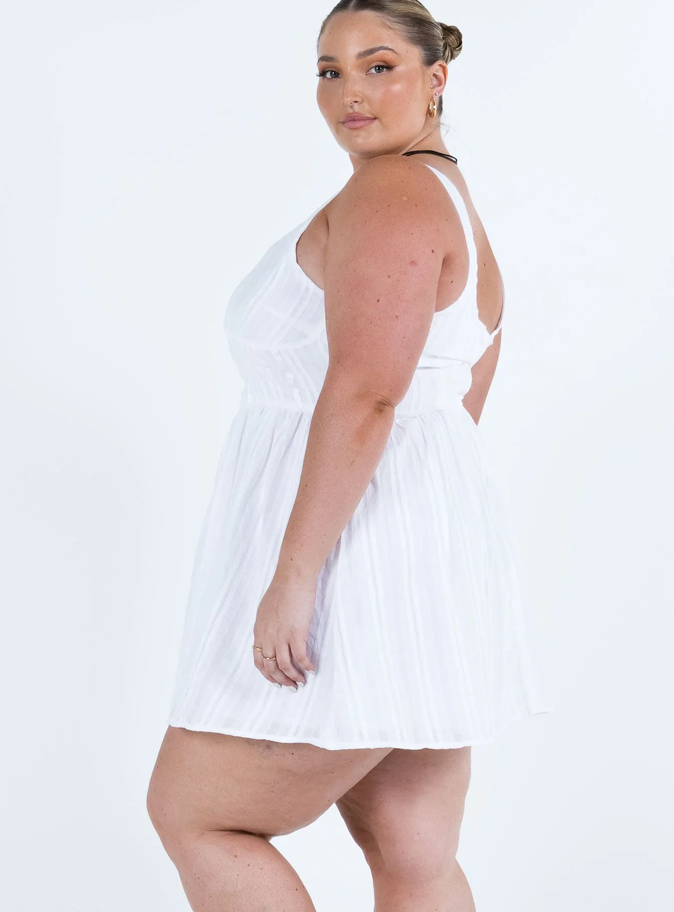 Grab Quick Lorinda Mini Dress White Curve