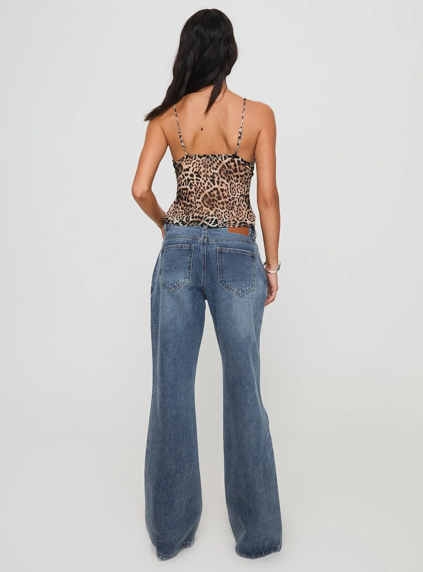 OdorResistant Warm Pullover Joner Low Rise Flare Jeans Light Blue Wash