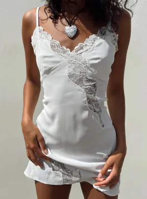 City Layers Urban Spirit Agnola Lace Trim Mini Dress White