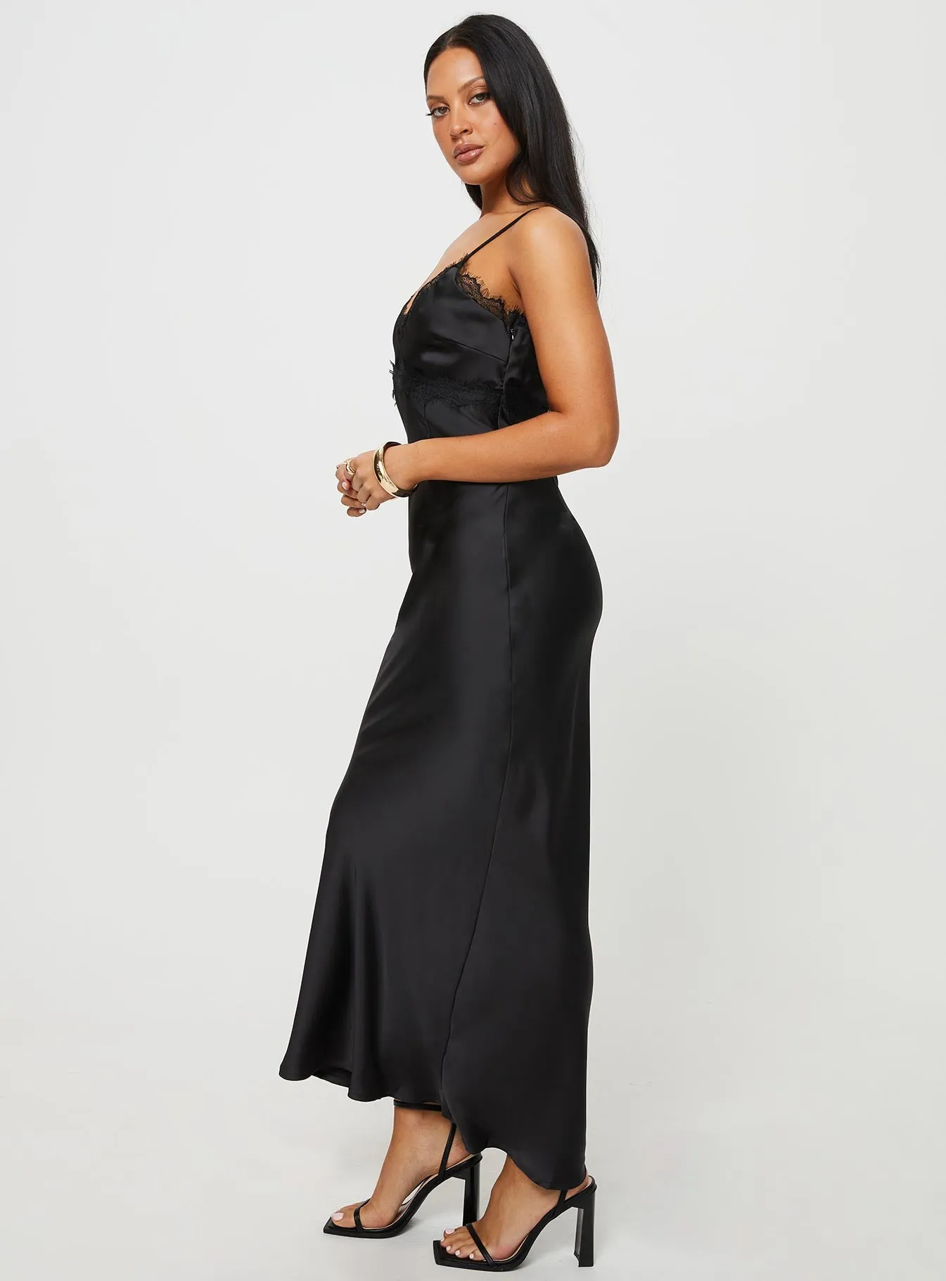 Versatile Layers Sanz Maxi Dress Black