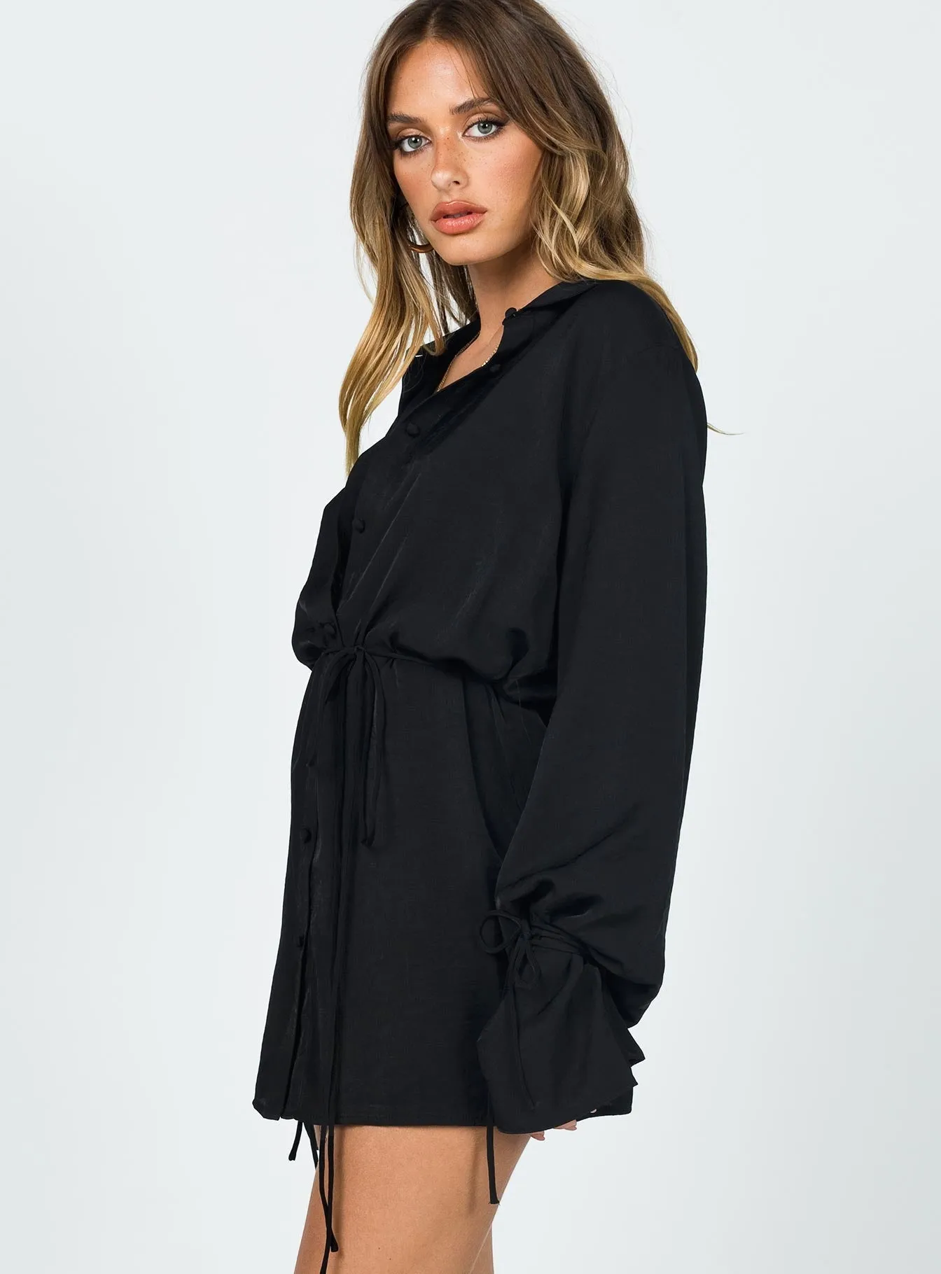 understated look Smooth-Lining Forbidden Mini Dress Black