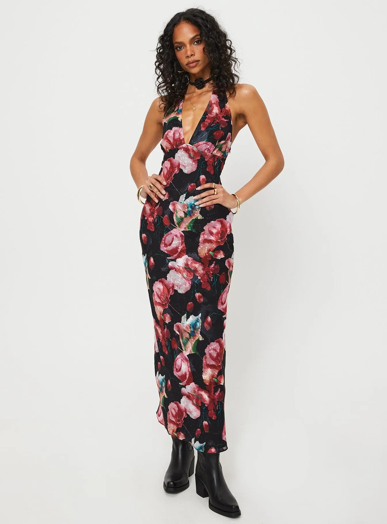Relaxed Design Moulin Halter Maxi Dress Black / Red Floral