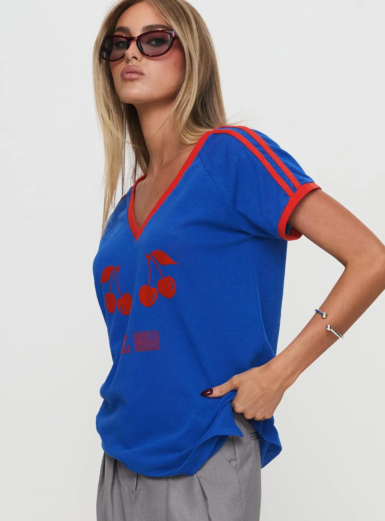 From The Vine Sports Top Blue Light Casual