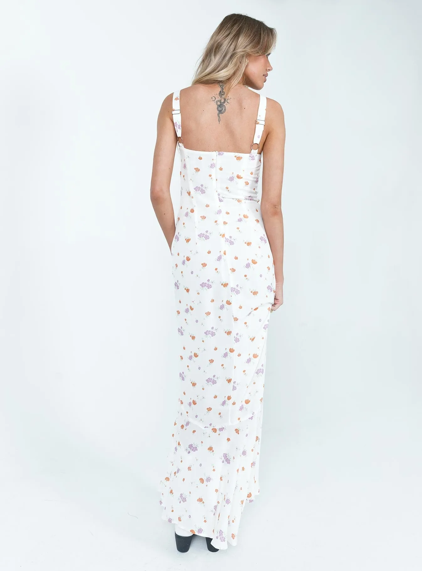 Curtis Maxi Dress Multi Travel-Essential