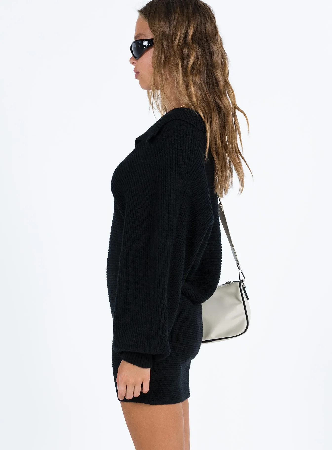 Chilly Weather Layer Quinten Mini Dress Black