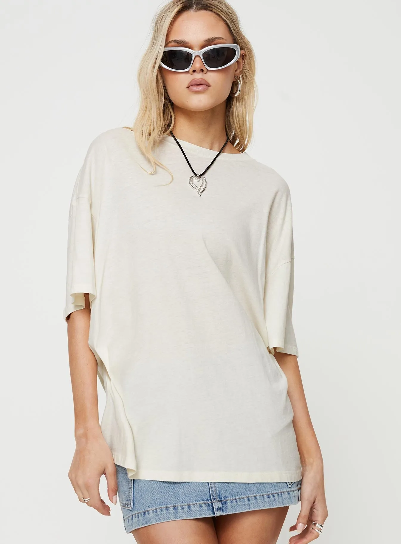 Soft and Stretchy ReinforcedShoulderPanels Keep An Open Mind Oversized Tee White