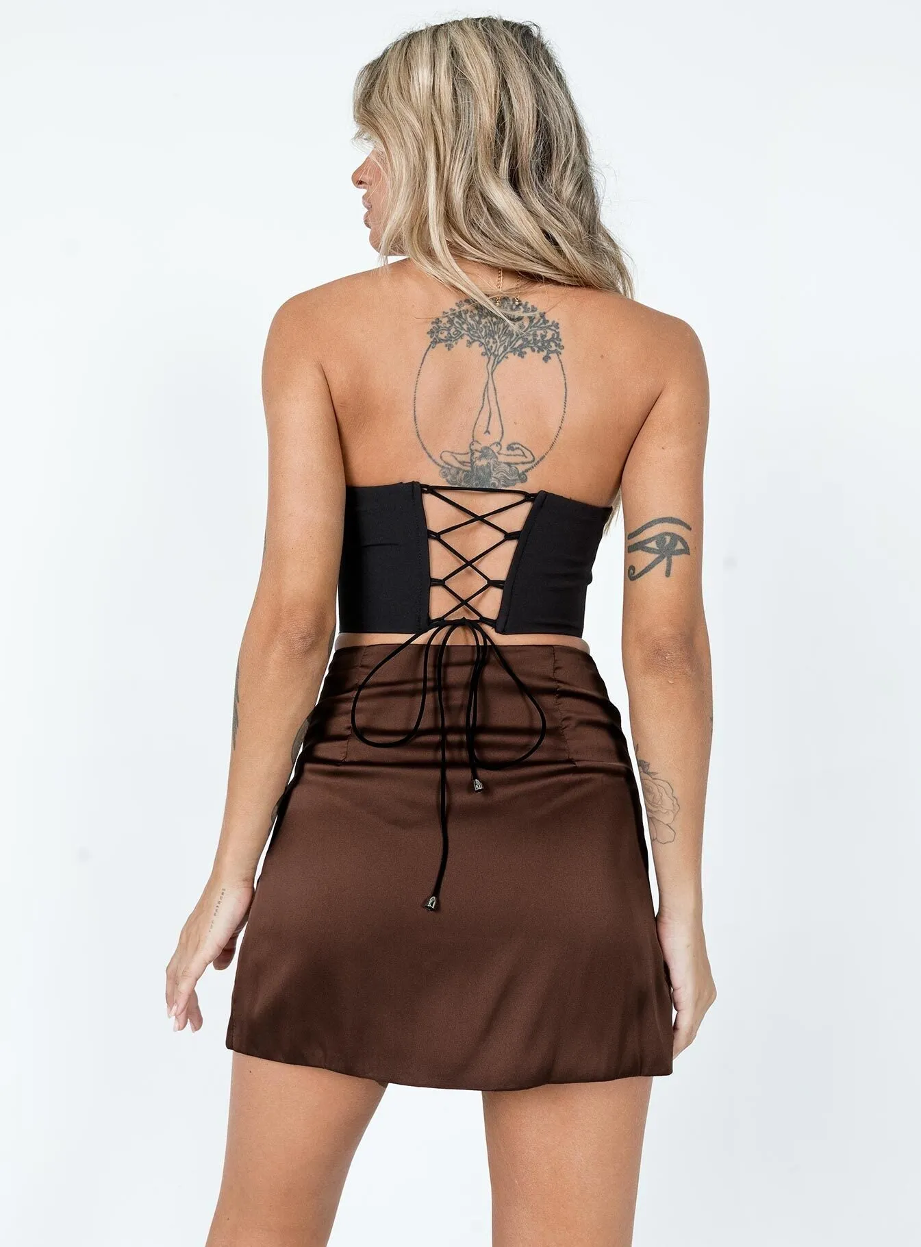 Matte Texture Tiered hem The Smith Mini Skirt Brown