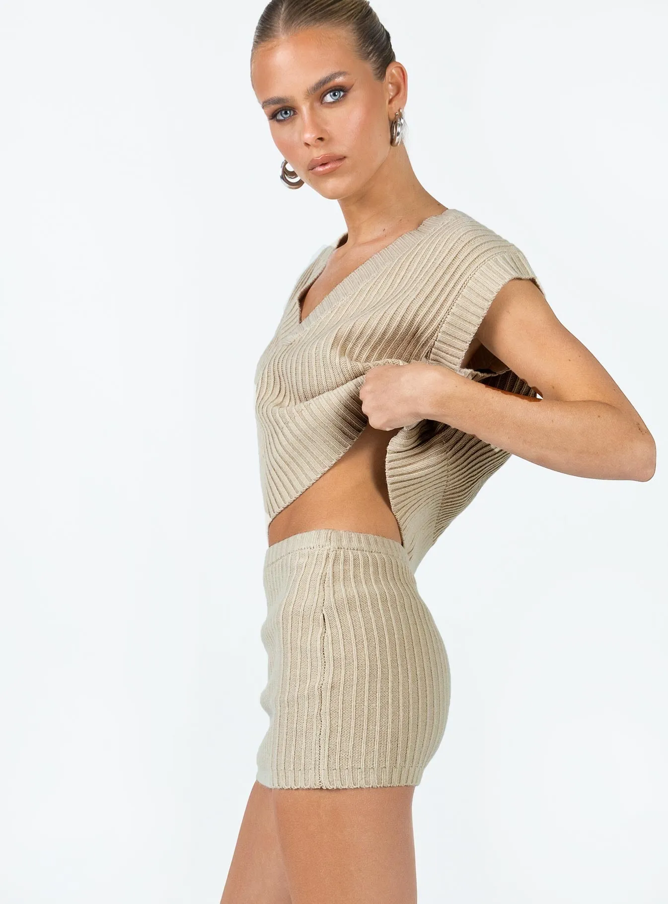 Saddle Knit Mini Skirt Beige Stylish Vibe Runway Inspired