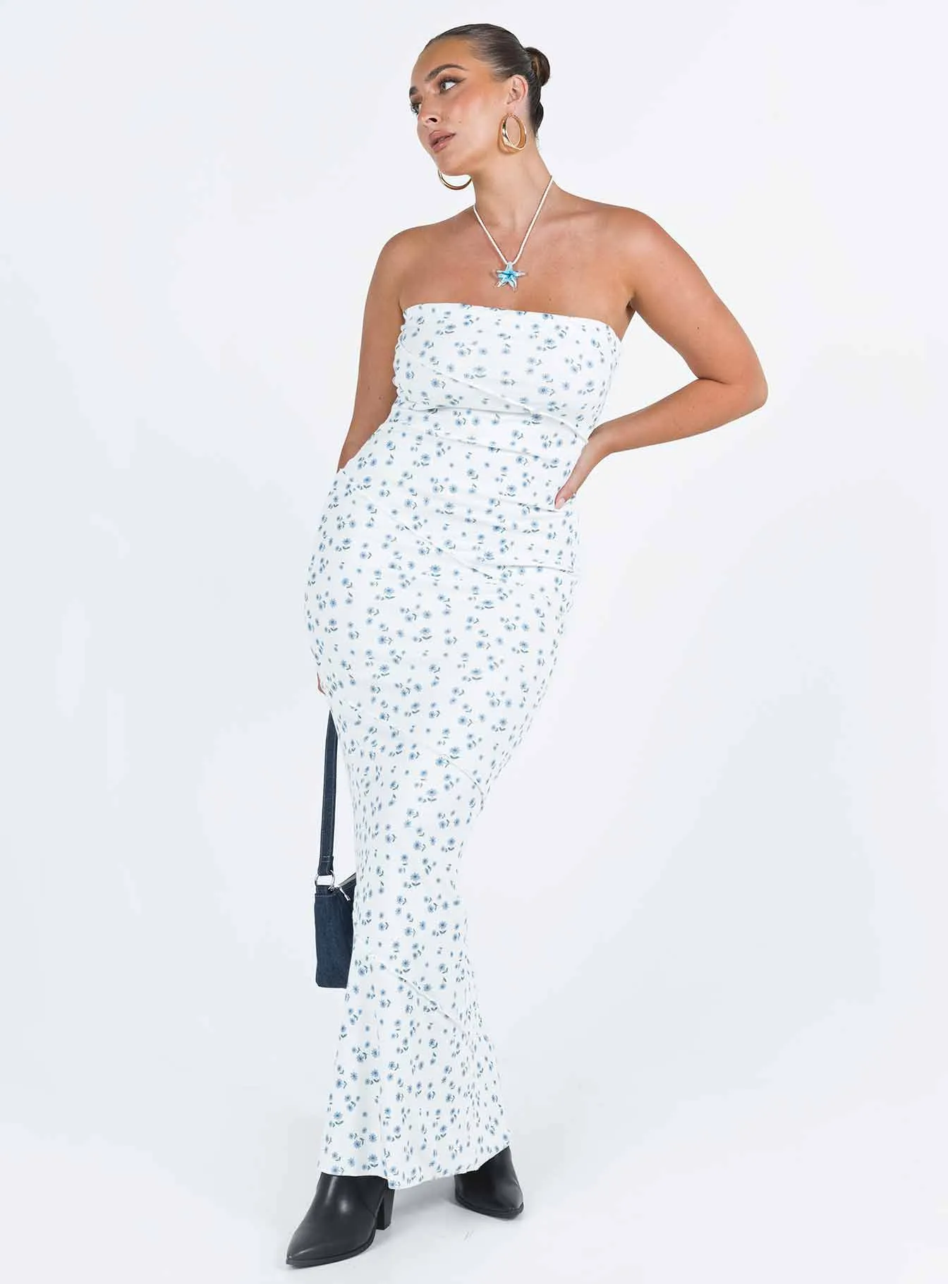Oscar Maxi Dress Blue Floral Cozy Fit